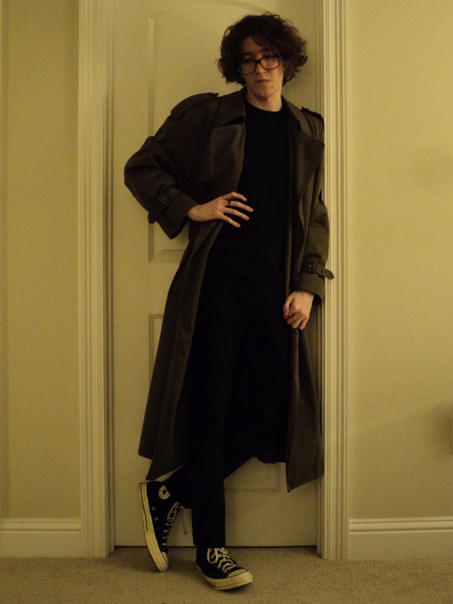 Delλyed😼 tweet media