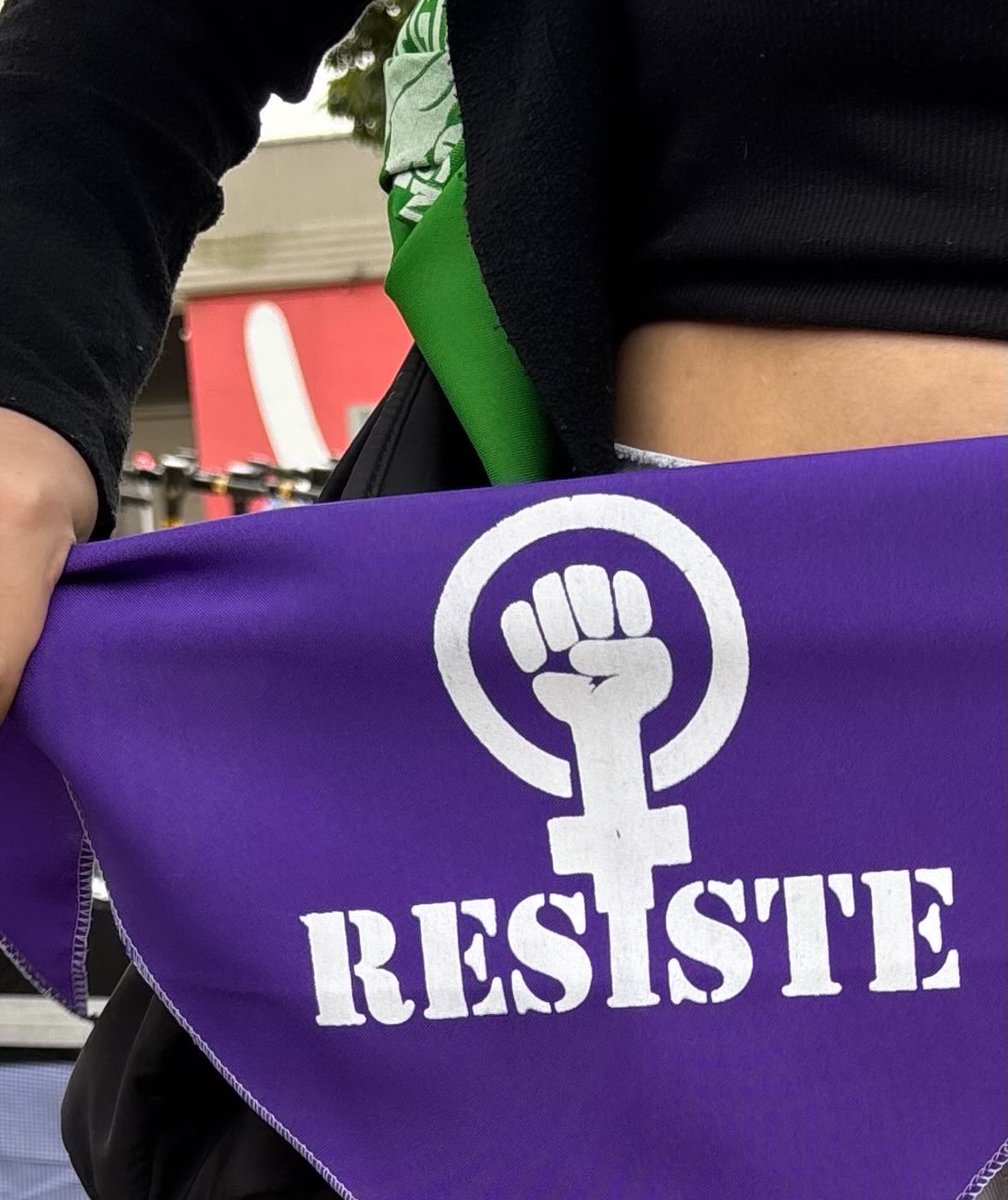 softstarg's tweet photo. mujeres bellas, sigan brillando y sigan resistiendo #8M2026 https://t.co/47KOqgTwpA