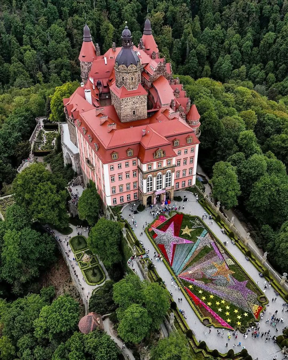 nritravelogue's tweet photo. Książ Castle, Wałbrzych, Poland https://t.co/DtiJ2w9WqV