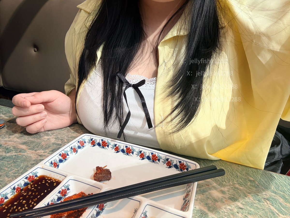 jellyfish tweet media