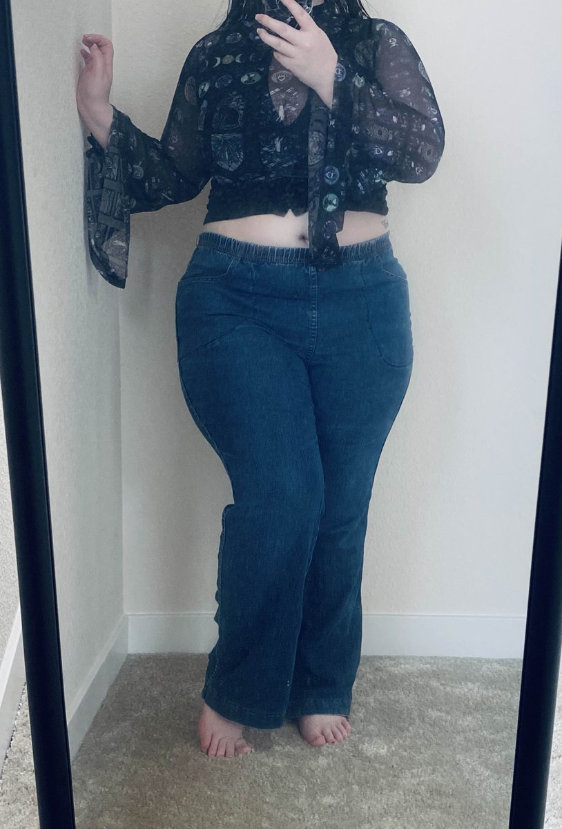 Ravenna VA 🔞 COMMS OPEN 🩷🩵💋 tweet media