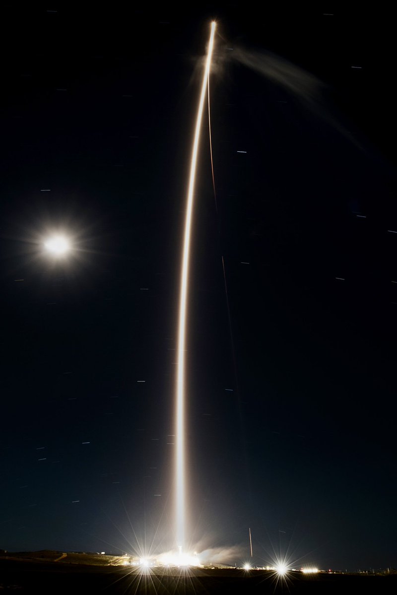 W G Hartenstein tweet media