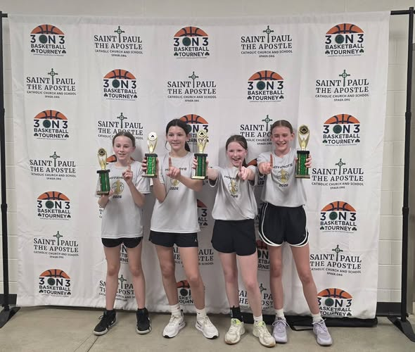 jnorth75's tweet photo. Some future @GRWCWomensHoops ladies win the 6th grade bracket in the annual St. Paul 3 on 3. Great work ladies!
#FutureFalcons
#TogetherWeWin https://t.co/S5gc7UvMWU