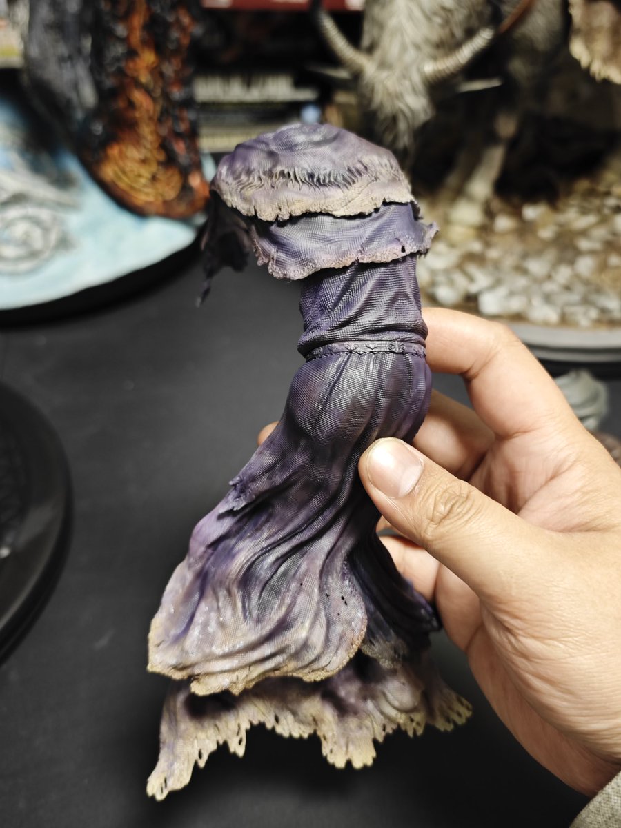 炭色/Tan tweet media