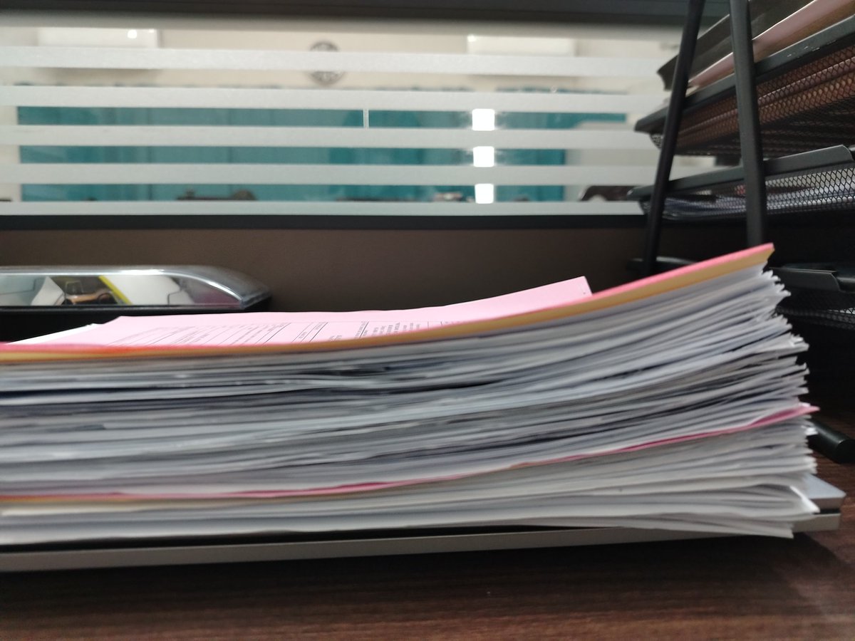 _gracieva_'s tweet photo. The amount of documents I have to prepare just to liquidate Php 10k worth of expenses 🙃 https://t.co/o6JgqjtIhY