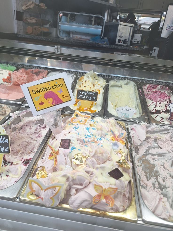 paulina⸆⸉ ¹ tweet media