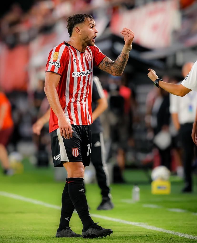 winning_arg's tweet image. Tip para el bidón de esta semana

Estos son jugadores que vienen sumando muchos puntos… pero también pegan.

Meteles Bidón agua bendita y dejalos pegar tranquilos.

El jugador no restará puntos por faltas o tarjetas recibidas.

González Pires 3° defensor del ranking Winning 92