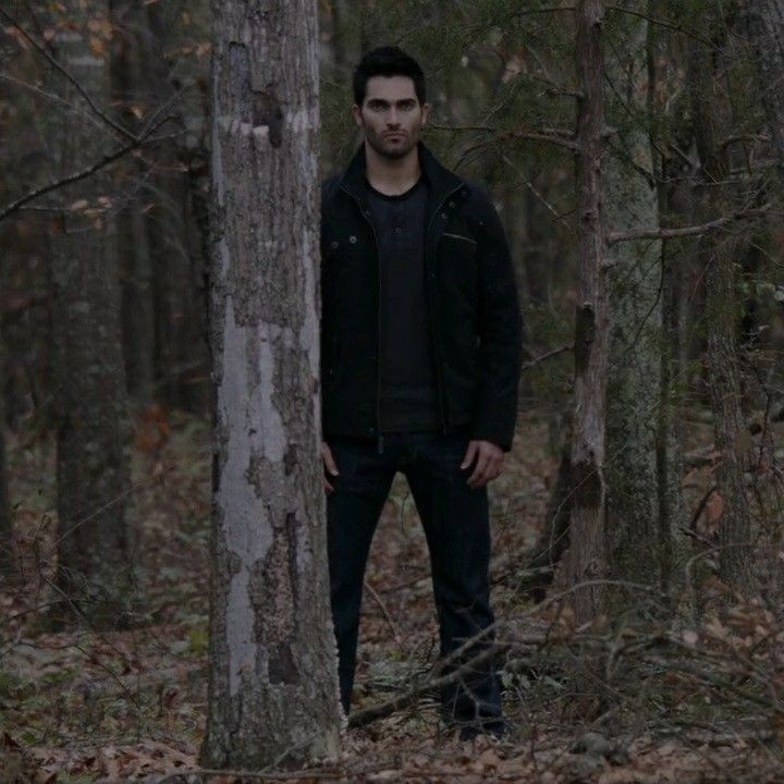 anabbyz's tweet image. e quando o derek parecia um espírito obsessor #TeenWolf