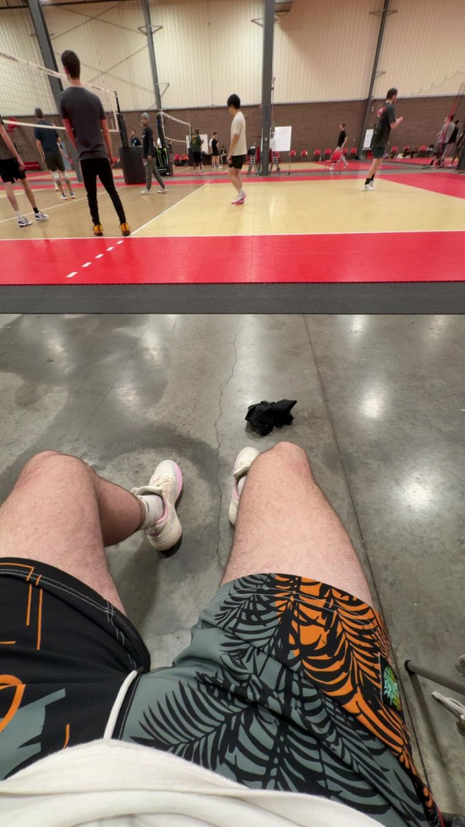 tread @ uni tweet media