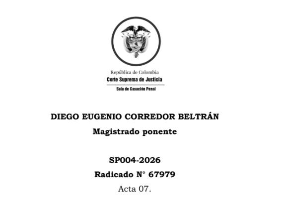 juridicascol's tweet photo. EL TESTIMONIO DE LA VÍCTIMA EN DELITOS SEXUALES ES PRUEBA SUFICIENTE SI SUPERA EL ESTÁNDAR DE SANA CRÍTICA.

La Sala de Casación Penal resolvió el recurso extraordinario de casación interpuesto por la defensa contra una sentencia condenatoria proferida por delito contra la libertad, integridad y formación sexual. El eje del cuestionamiento radicó en que la condena se sustentó esencialmente en el testimonio de la víctima, sin que —según la defensa— existiera prueba técnica, científica o corroboración externa suficiente que desvirtuara la presunción de inocencia.

En sede de casación, el recurrente alegó violación indirecta de la ley sustancial por errores en la valoración probatoria, señalando supuestos yerros de hecho en la apreciación del testimonio y en la construcción del juicio de responsabilidad.
La Corte reiteró su jurisprudencia en materia de delitos sexuales, destacando que: En el sistema penal colombiano rige el principio de libertad probatoria y de valoración conforme a la sana crítica. - No existe tarifa legal que exija prueba directa adicional o evidencia técnico-científica para acreditar la ocurrencia del delito.

- El testimonio de la víctima puede constituir prueba suficiente para fundar una condena, siempre que supere estándares de credibilidad, coherencia interna y externa, persistencia en la incriminación y ausencia de motivos espurios. - En delitos sexuales, dada su naturaleza —frecuentemente cometidos en ámbitos privados y sin testigos—, la declaración de la víctima adquiere especial relevancia probatoria. -La Sala examinó si el tribunal incurrió en errores manifiestos de hecho o de derecho en la valoración probatoria y concluyó que la decisión de segunda instancia estuvo debidamente motivada, sustentada en un análisis lógico, integral y razonado del acervo probatorio.

✍️ ¿DESEAS ESTAR ACTUALIZADO A DIARIO DE TODA LA JURISPRUDENCIA DEL PAIS? SUSCRIBETE  👉 https://t.co/inw3mS0ycq