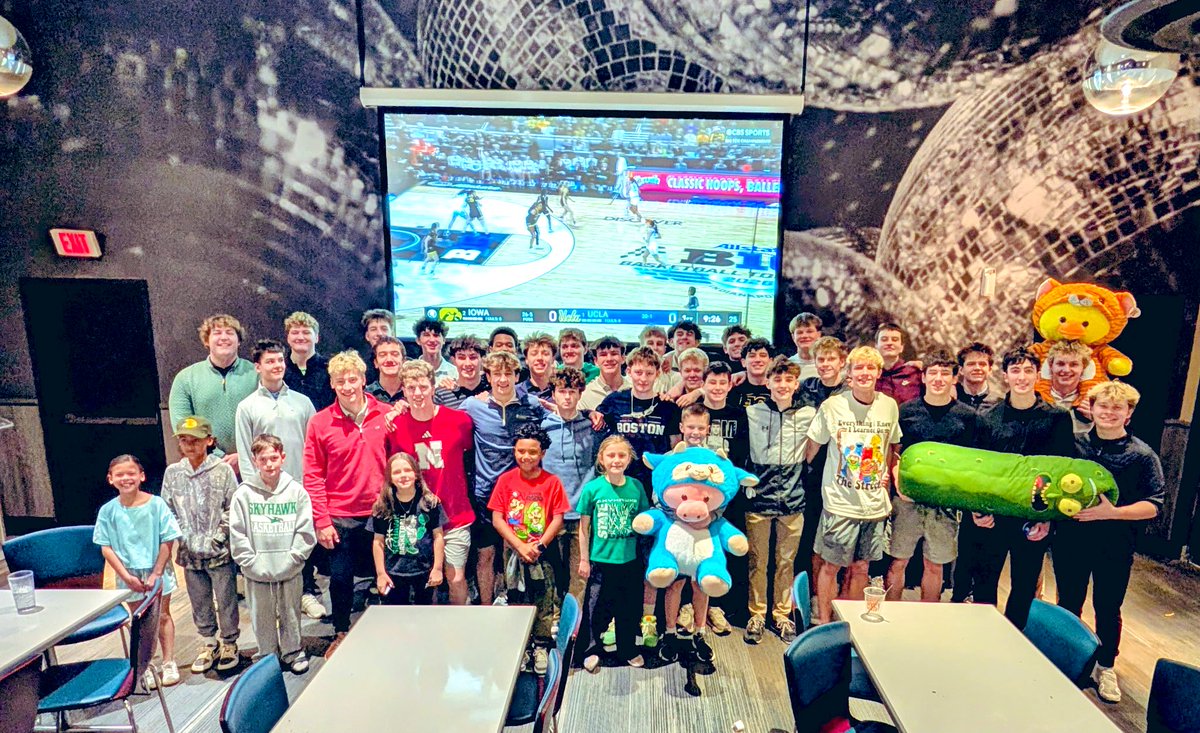 SkuttBasketball's tweet photo. Another trip to @DaveandBusters to prepare for next week! #tigerduck https://t.co/dwQDnDcRLB