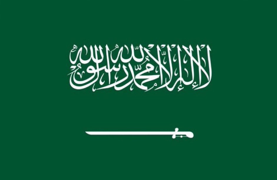 _5roq's tweet photo. السعودية خط أحمر 🇸🇦
لن تنجرّ المملكة إلى فخاخ أو حروب مع دول هشة، لكن من يعتدي على أمنها وسيادتها سيجد الرد الحازم.
المملكة تعرف متى تصبر ومتى تحسم https://t.co/hUdNHbhL30