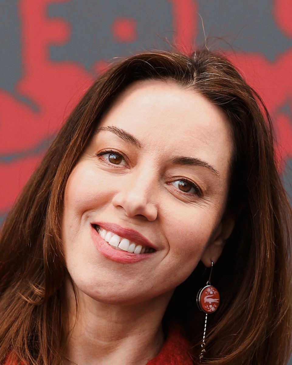 Aubrey C. Plaza tweet media