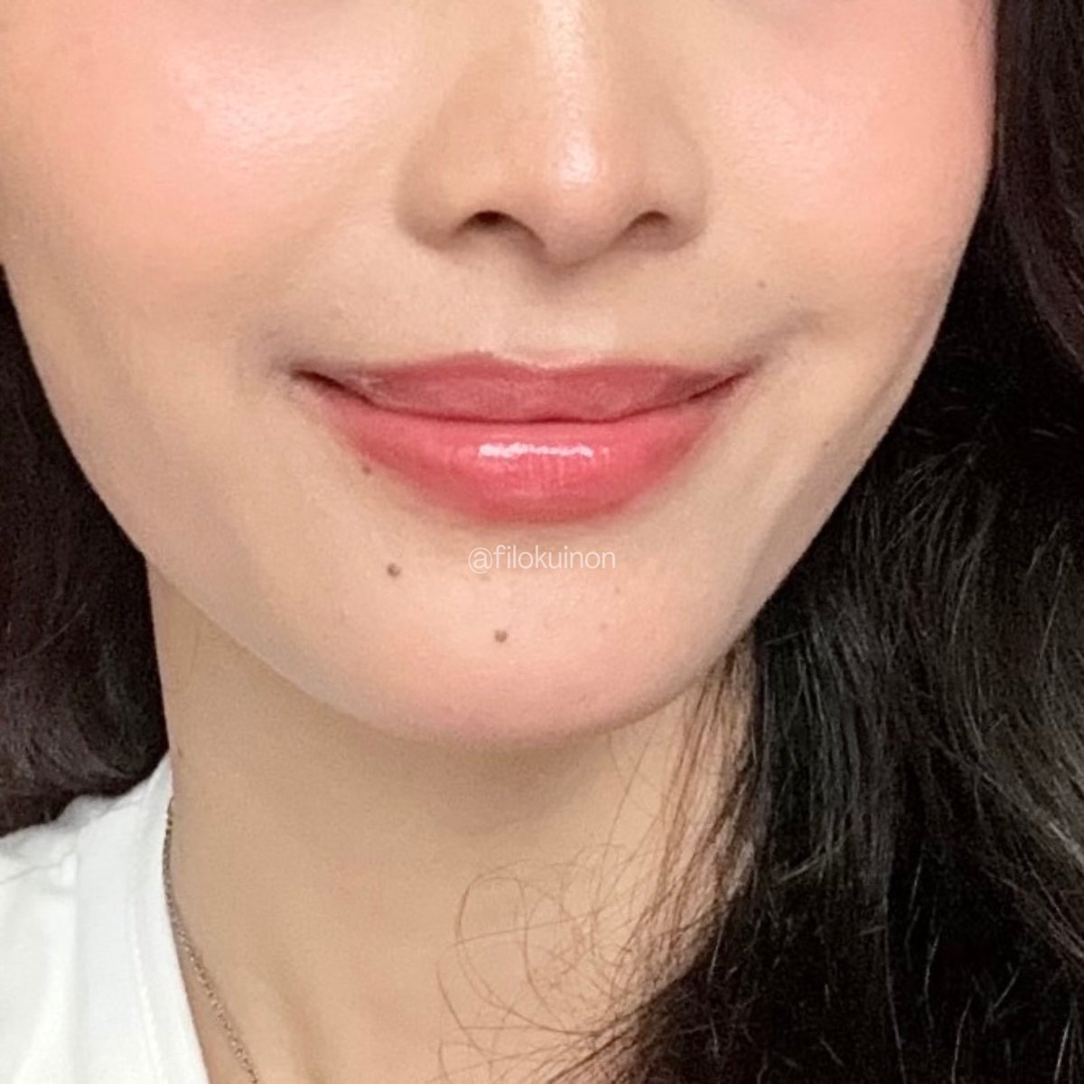 filokuinon's tweet photo. GUYSSS LIAT glossy tint-nya Azarine warnanya cakep bgt 😭😭🫶

Beneran bikin bibir keliatan sehat juicy plumpy! Mana packagingnya juga lucuuuuk 🤏 https://t.co/O4tgauOuOq