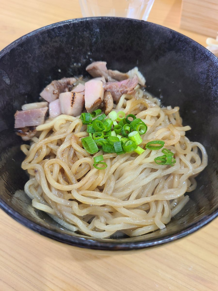 羽山真生(はやままこと) tweet media