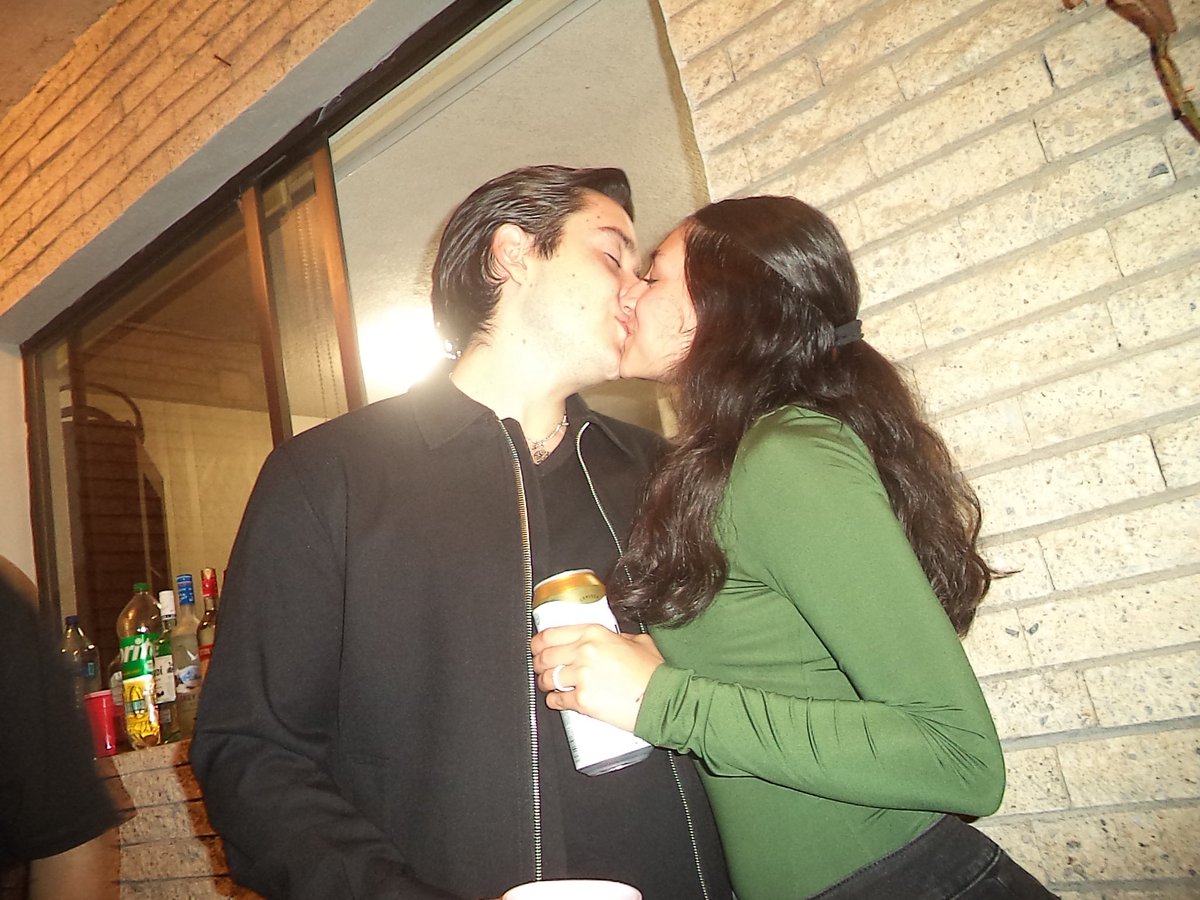 1.9 con este guapo 💌 (y dos años de nuestro primer beso)