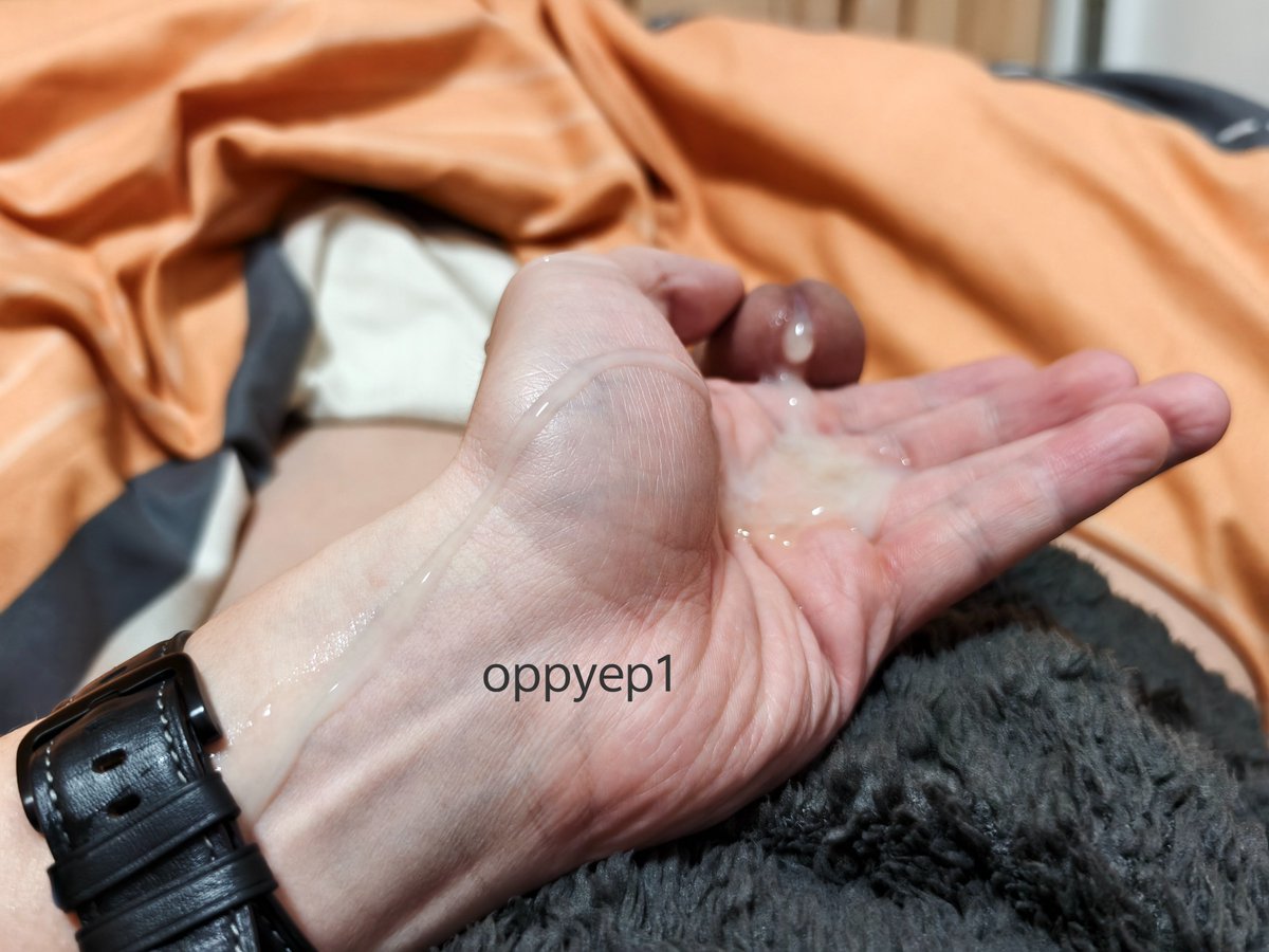 Oppyep1's tweet photo. 谁懂看推身边没纸突然喷了的无力感 https://t.co/4S42EILkxh