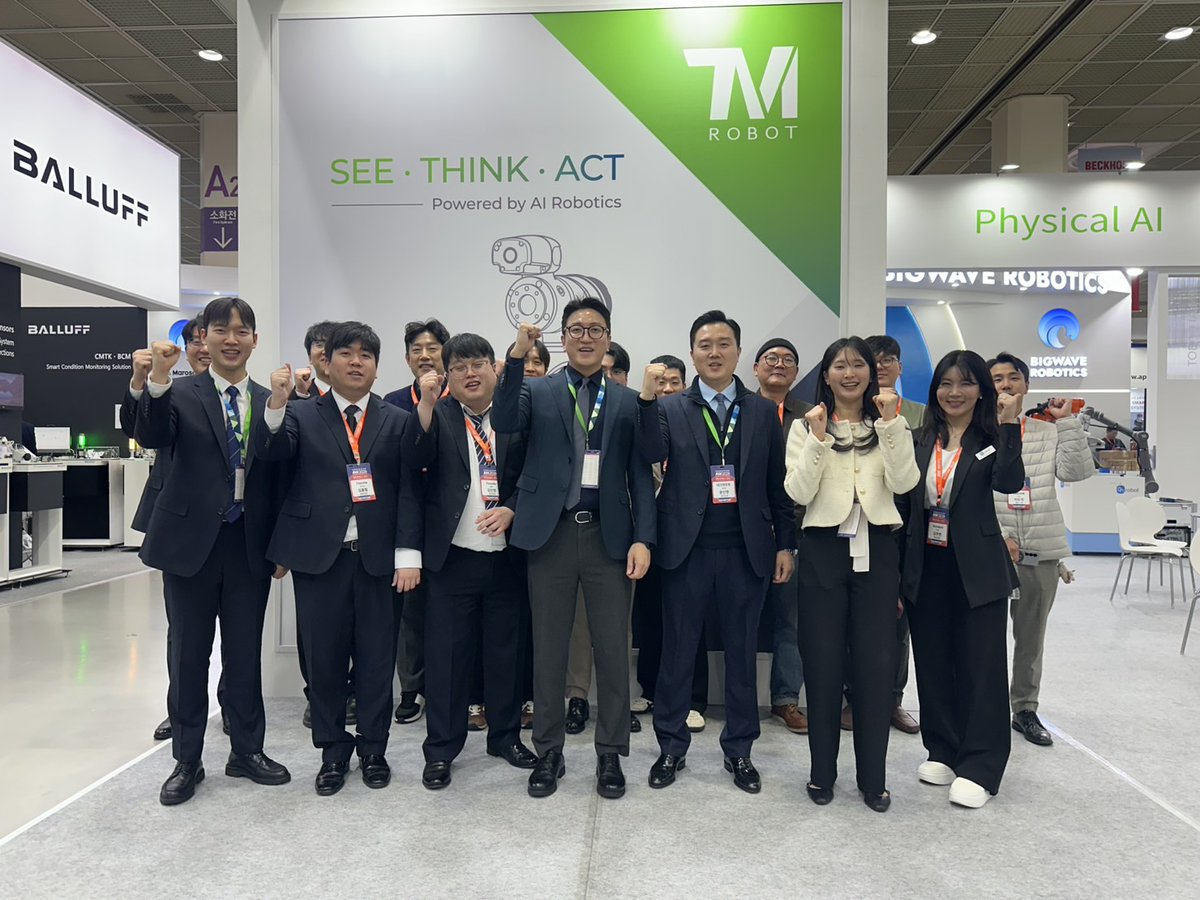 Techman Robot tweet media