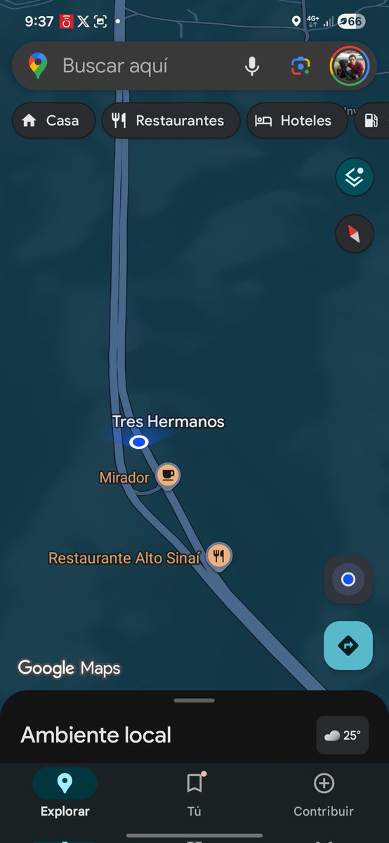 JuanTimaran's tweet photo. @COOMOTORC  Acabamos de salir del terminal y el bus 7020 NXL (08:30pm salida de Neiva) con destino a BOGOTÁ, se ha quedado barado en este punto. Sin embargo, estamos sobre la vía sin estacionarias y señales de transito que den aviso de que el autobus se encuentra varado. AYUDA. https://t.co/7i9qYDSj12