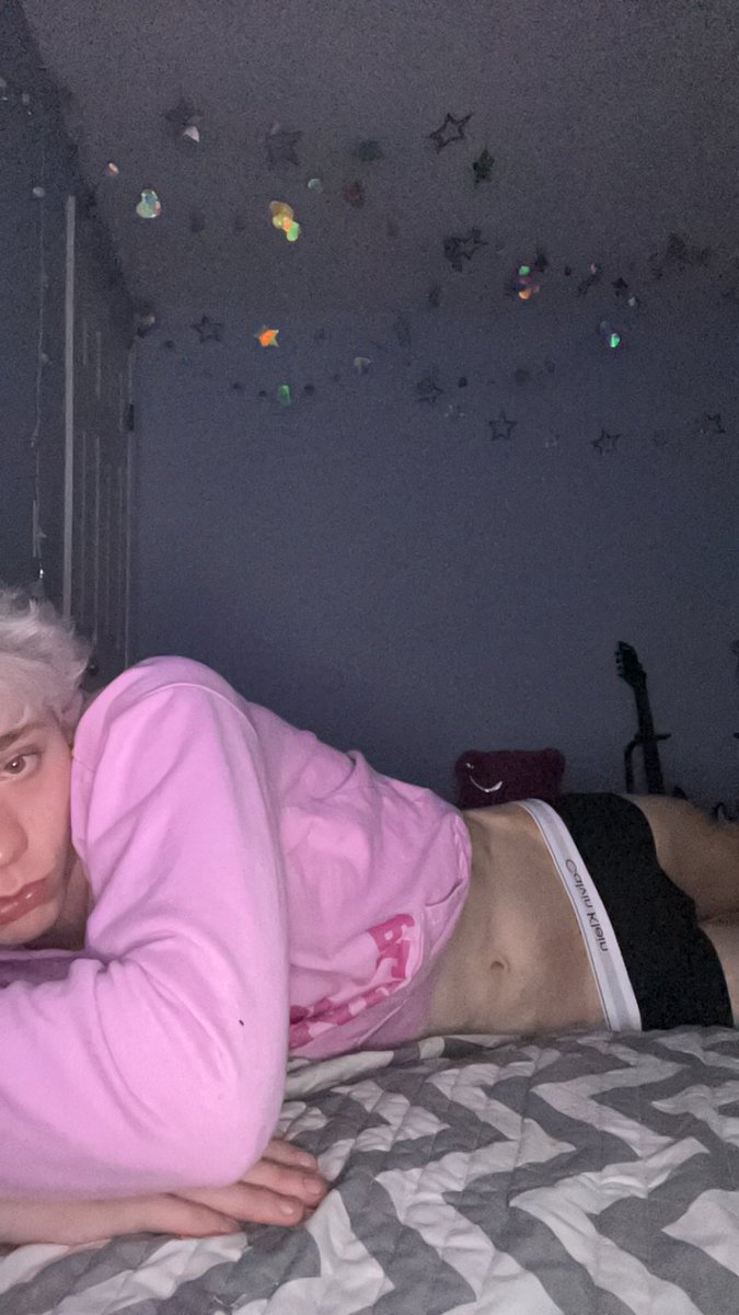 Andi Valentine 💘 tweet media