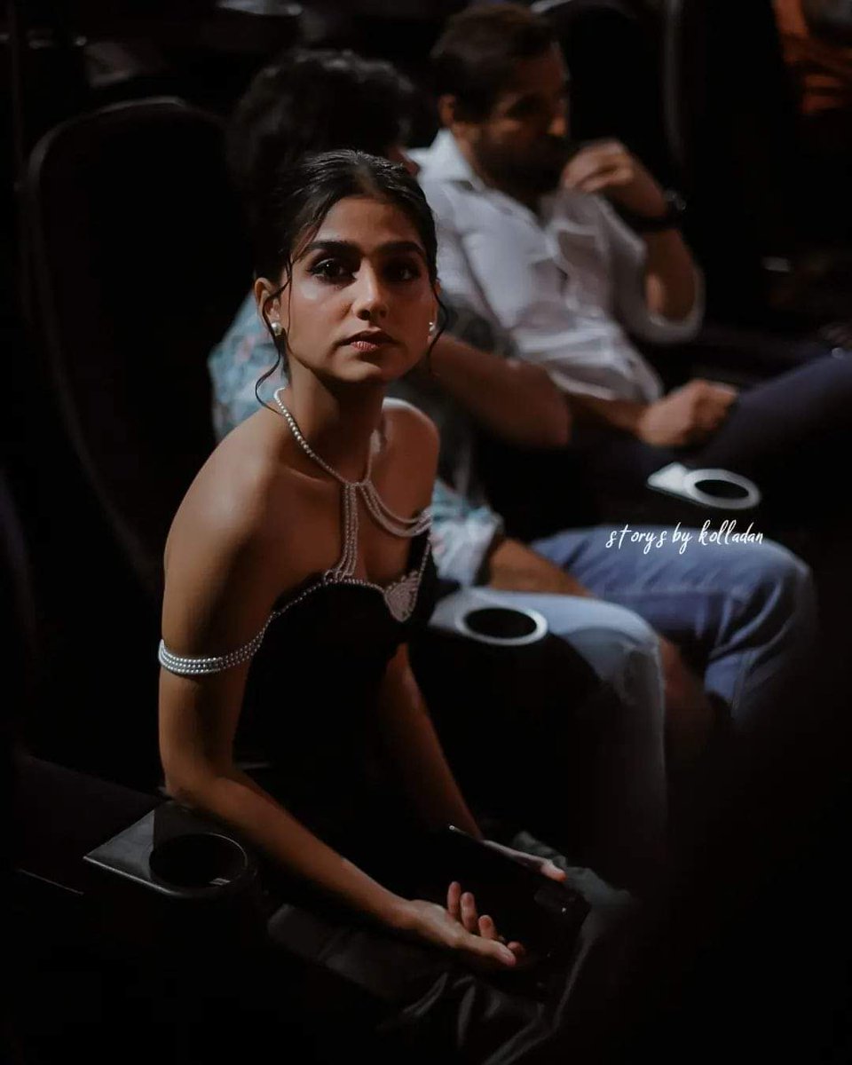 PyariGoat009's tweet photo. Those tight dress🥵🔥

#AnaswaraRajan
#anaswararajanhot https://t.co/anuPNncI49