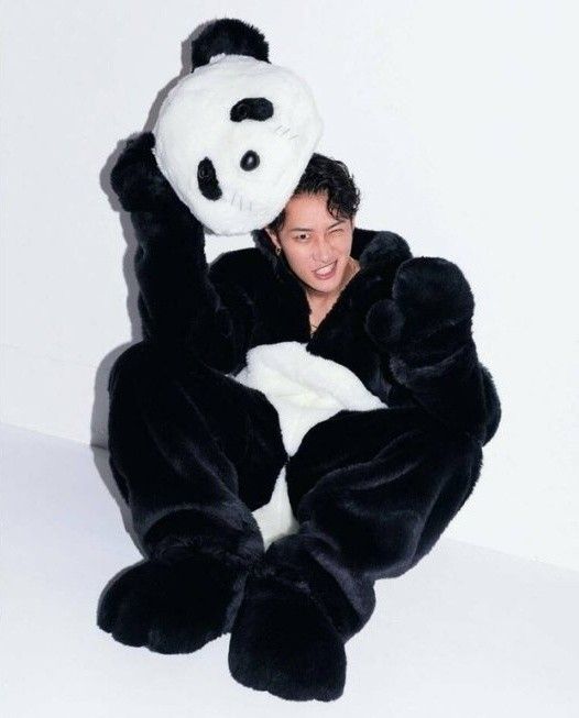 𝑯𝒊𝒏𝒂𝒏𝒐 tweet media