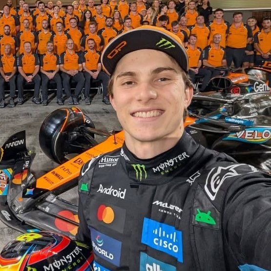 daily oscar tweet media