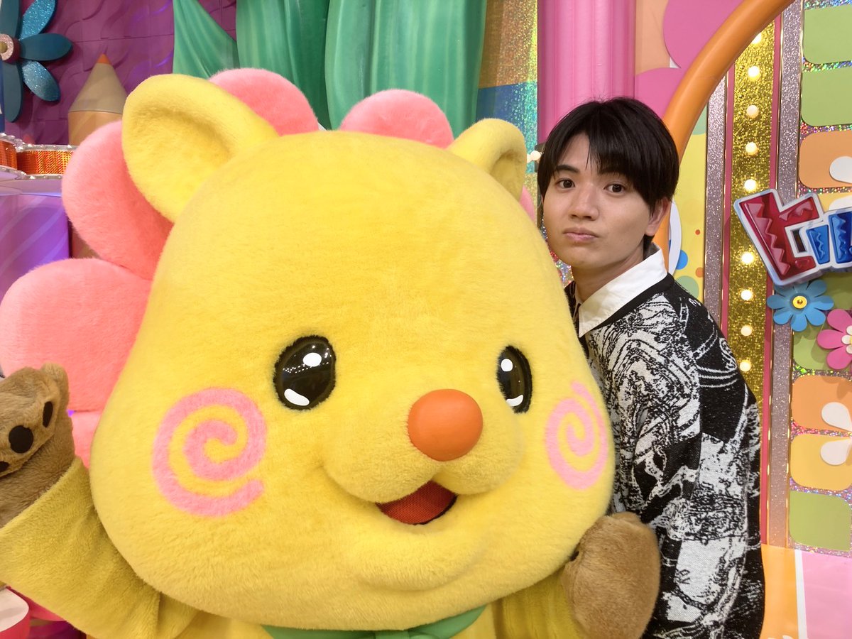 hirunandes_4ntv's tweet photo. 今日のゲストは #髙地優吾💛 #SixTONES ナンデス✨

今日は #高島礼子 ＆ #濱口優 と梅が見頃の偕楽園絶景旅へ🎶

さらに自分へのご褒美人気スポットを #村上佳菜子 ＆ #早見優 が調査💕

みんなみてね🌼🤗

#ヒルナンデス
#髙地優吾
#SixTONES
#SixTONES_一秒 https://t.co/Mru1EJ5AUw