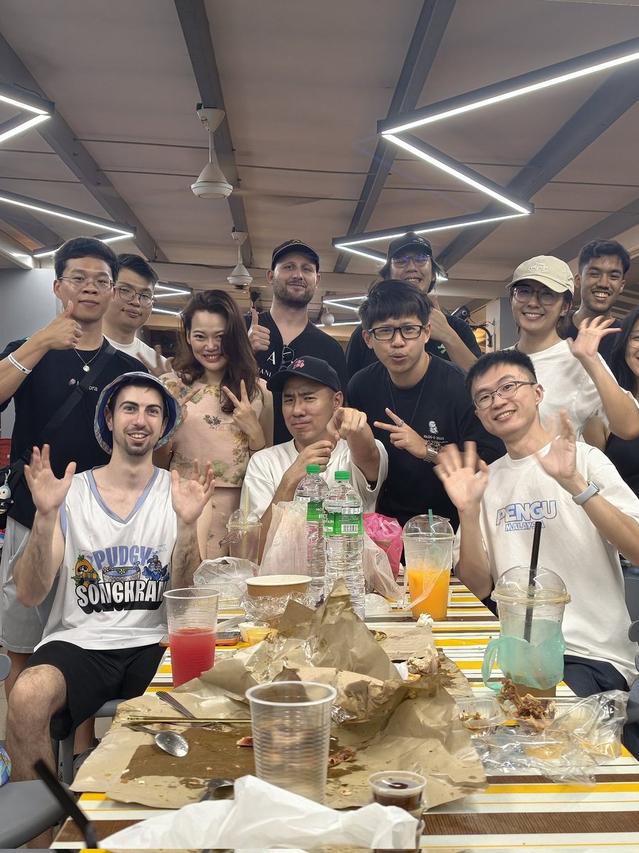 Pudgy Penguins Malaysia 🇲🇾 tweet media