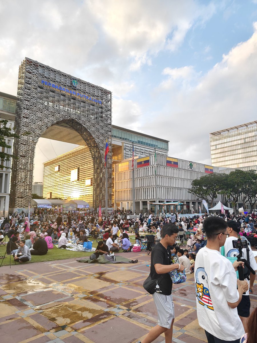 Pudgy Penguins Malaysia 🇲🇾 tweet media