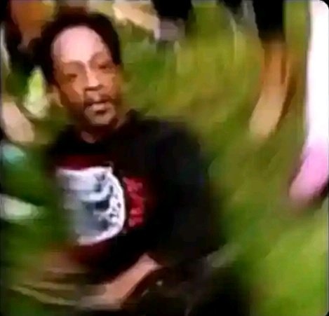 "Asante Kwa kutoa damu, lakini soda na mkate zimeisha, utakunywa strong tea....?"