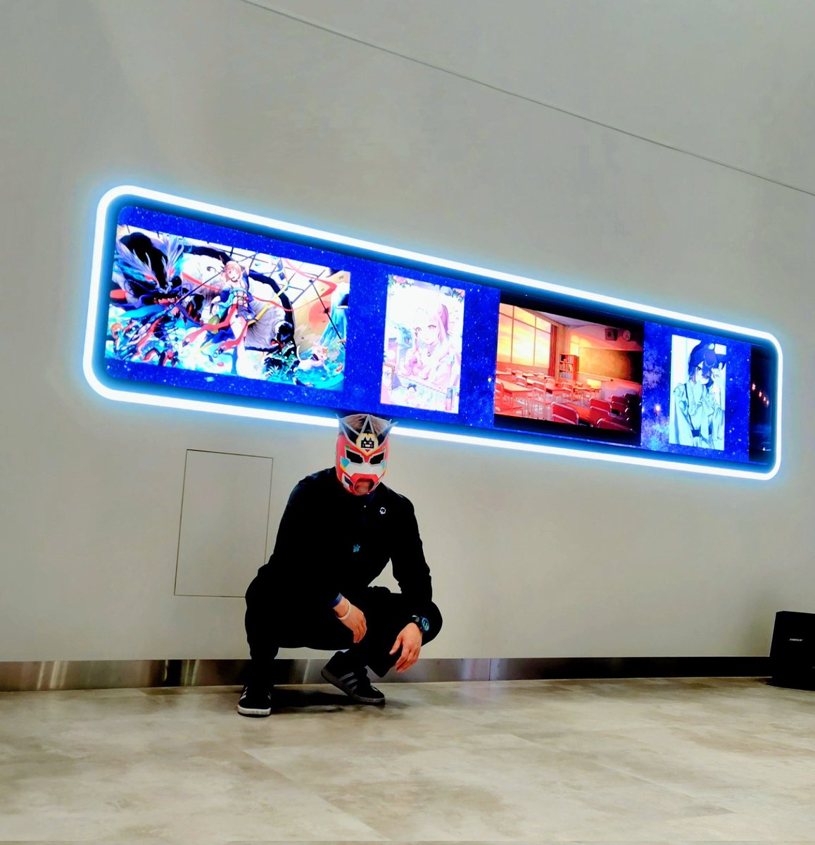 sggkvalion's tweet photo. 「名古屋デザイン＆テクノロジー専門学校」様@TECH_C_NAGOYA で講師を担当させていただきました。
みんな1年生なのに熱心に聞いてくれて感謝。
講師したのにヤンキー座りで写真を撮ってしまった。
#IL_BRAVES
#名古屋テック https://t.co/uRss9tvwvN