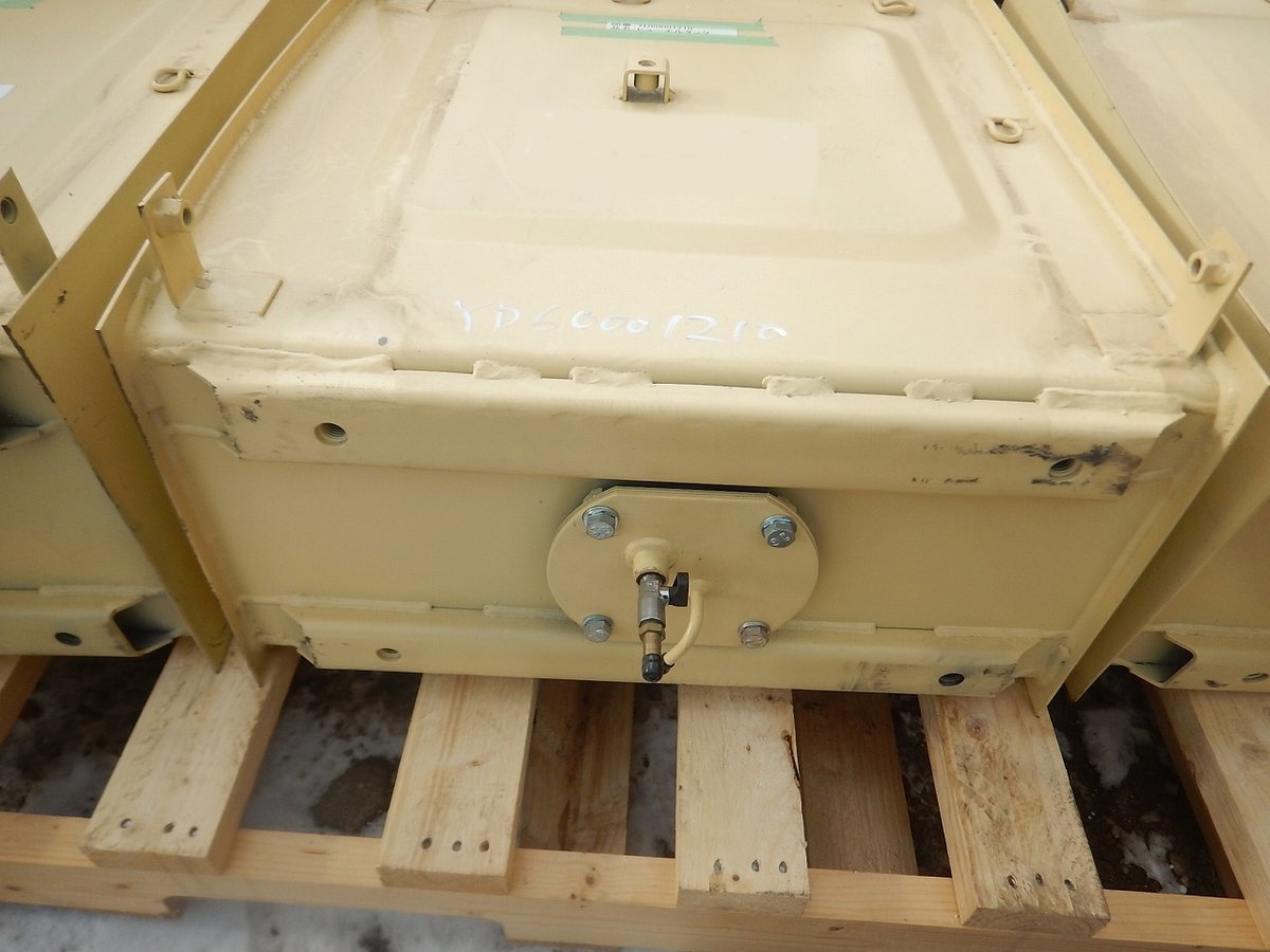 r_engineering2's tweet photo. 【販売中の重機紹介】
HITACHI ZX70用燃料タンク
写真・詳細はこちらから👇
https://t.co/BCqBbEjBMi
ご質問はDMでお気軽に💬

#重機 #中古 #建設機械 #UsedExcavator #ユンボ #日立建機 #未使用品 #部品 #燃料 #タンク #ZX70 #栃木県 #那須塩原 https://t.co/0rUqGsfbLG