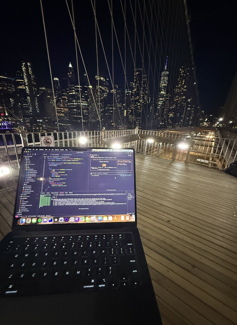 alex (chiuce) tweet media