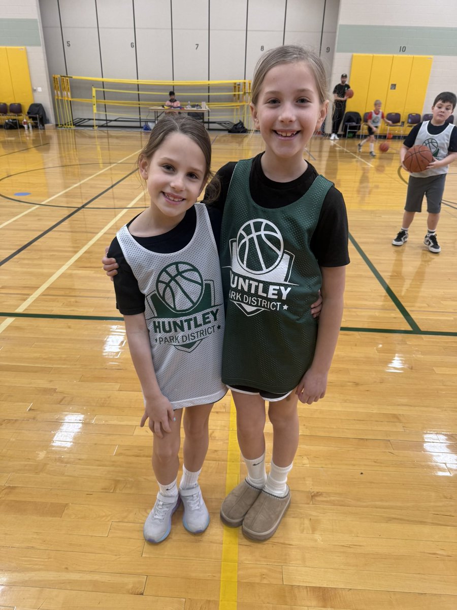 KHeward2's tweet photo. Basketball season has officially come to an end in the Heward household. So proud of my crew! ❤️🏀 @CoachHeward24 https://t.co/5EGC8FL7N7