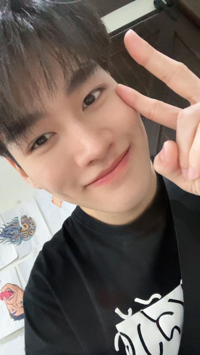 Perth Napat tweet media