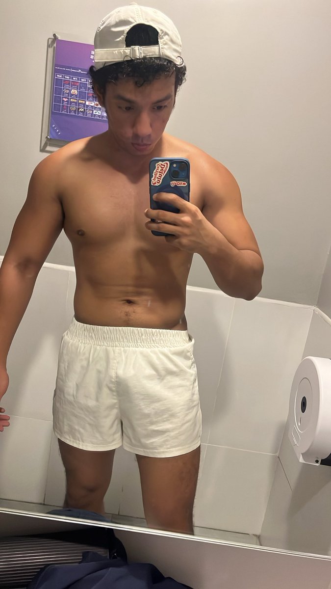 diriangenpowell tweet media