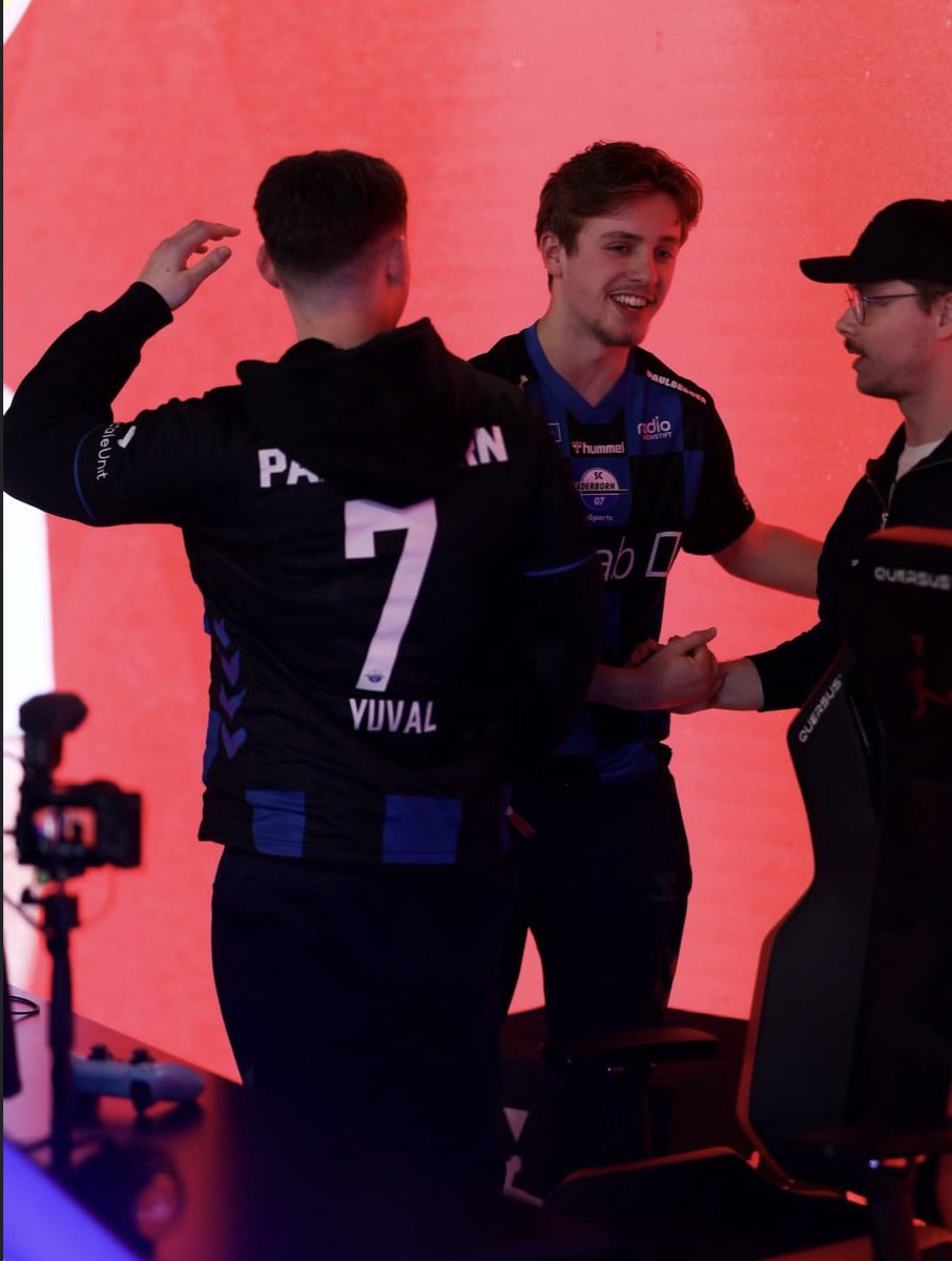 Morris van de Pol tweet media