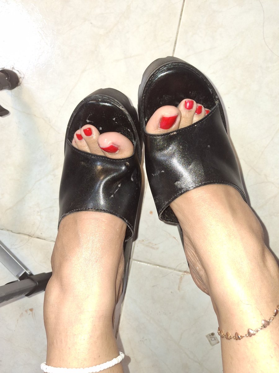 Rossetta_1's tweet photo. Mmmmm
#payme #footjob #feetfinder https://t.co/saKVY4k87M