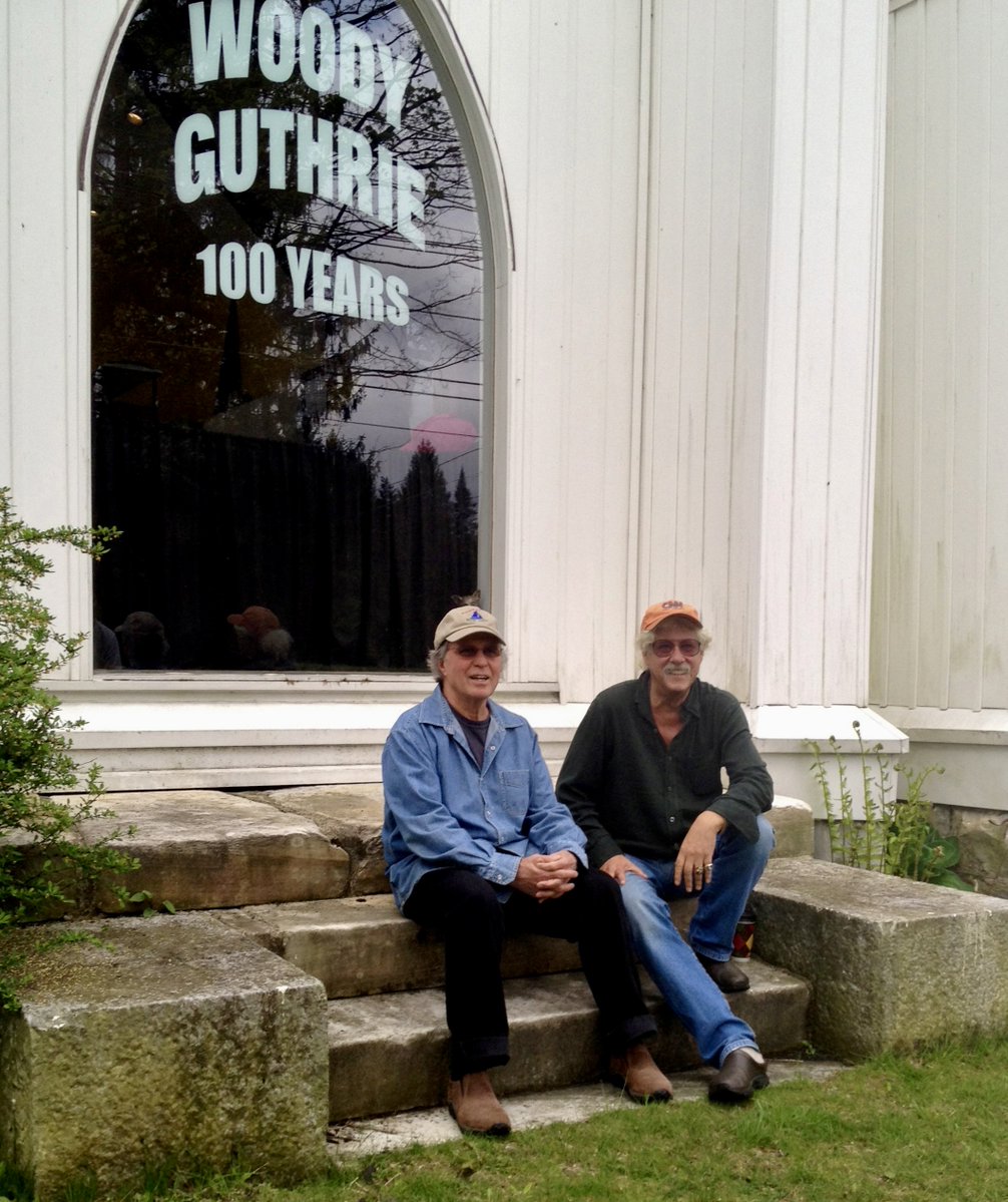 Arlo Guthrie tweet media