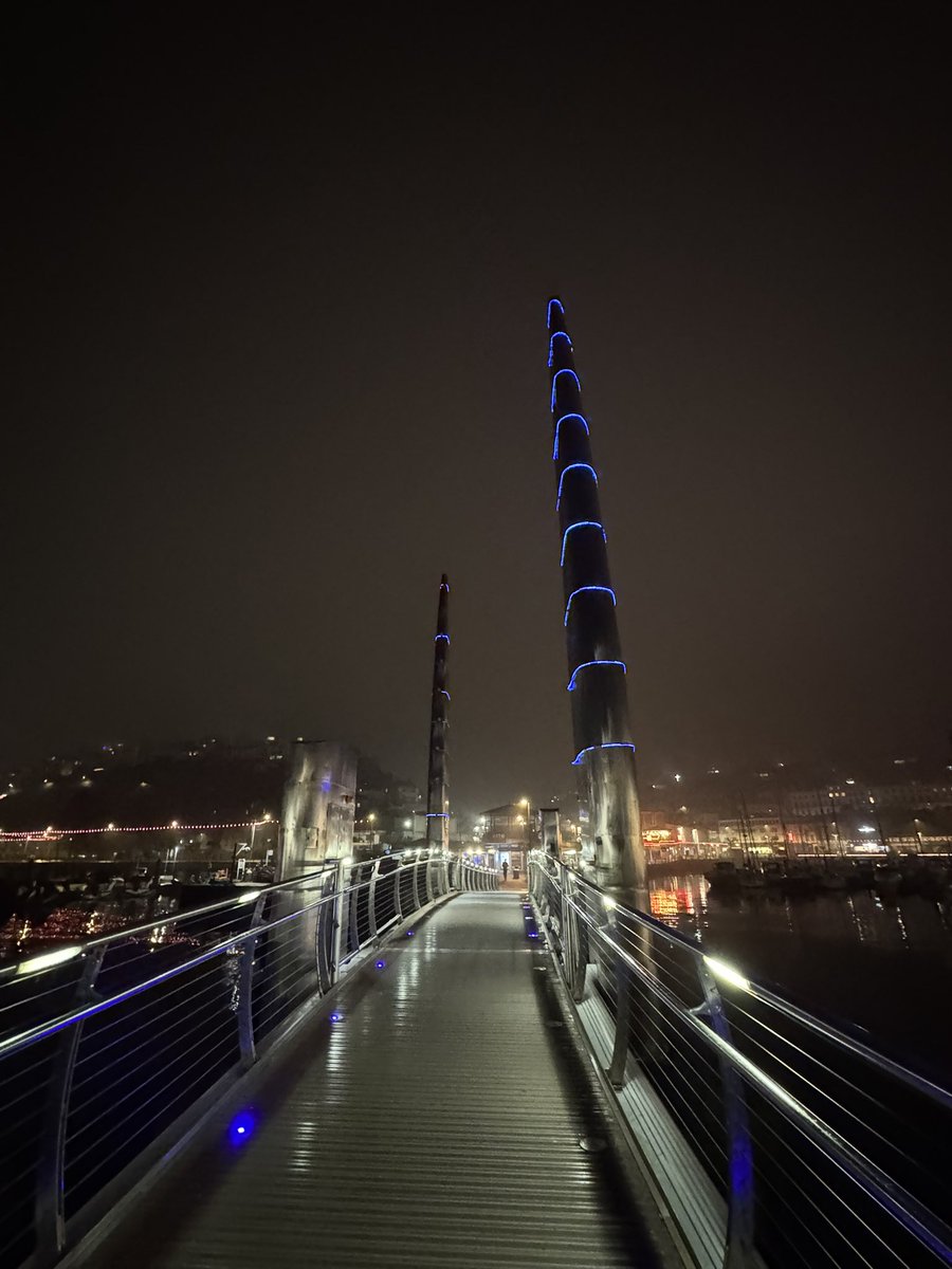 Gil Winfield tweet media