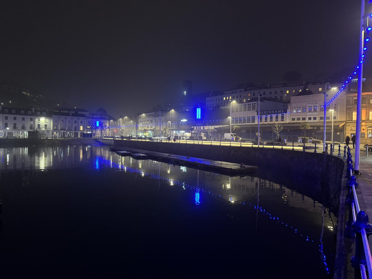 Gil Winfield tweet media