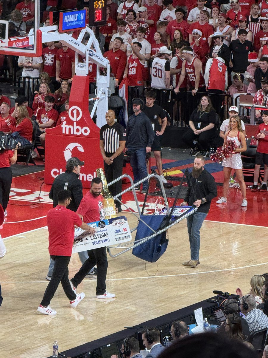 Amie Just tweet media