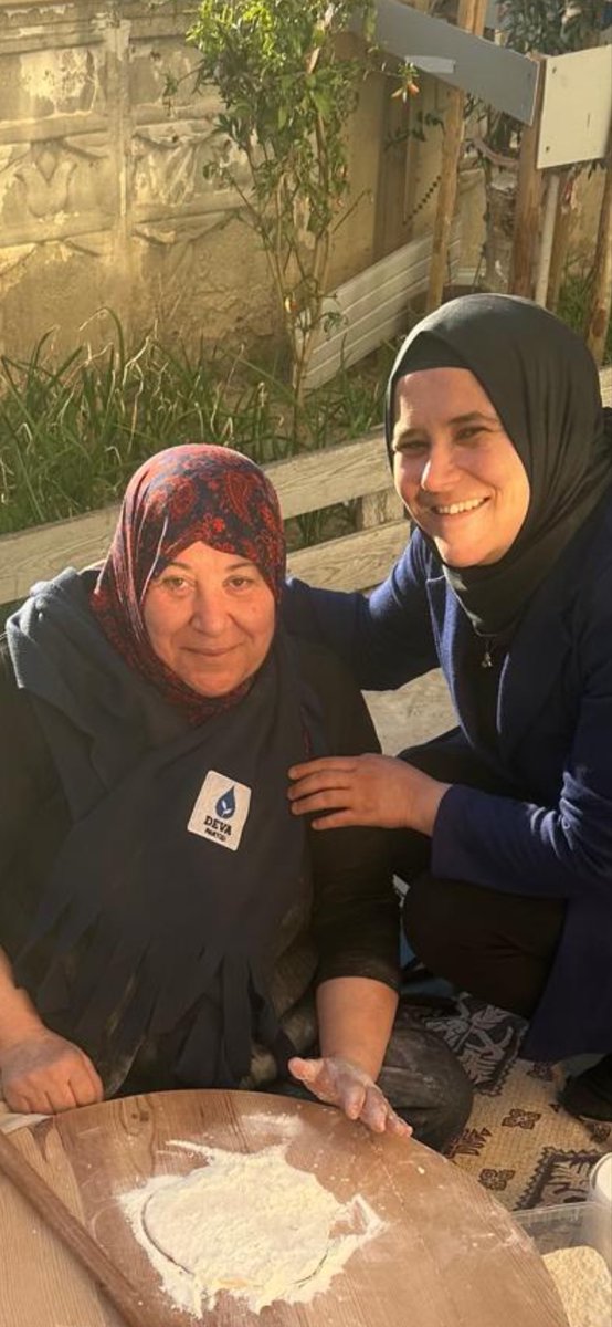 #HerKadınaDeva  Bugün 8 Mart Dünya Emekçi Kadınlar Günü…El emekleriyle harikalar üreten Kepezli kadınlarımızın iftar sofralarına konuk olduk.Günlerini kutladık.<a href="/alibabacan/">Ali Babacan</a> <a href="/devakadinda/">DEVA Kadında</a> <a href="/zeynep_sudan/">Zeynep Sudan</a>