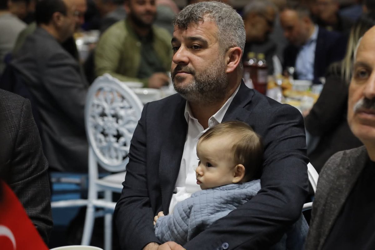 sertaskarakas's tweet photo. 🌙 Niyetimiz bir, inancımız bir, gönlümüz bir!

AK Parti Karabük İl Başkanlığımızın düzenlediği Geleneksel Teşkilat Vefa İftar Programı’nda hemşehrilerimizle bir araya geldik. Ramazan’ın bereketini, vefa ve kardeşlik soframızda paylaştık. Birliğimiz daim olsun. 🤲✨ https://t.co/OiAG2w1Tuu