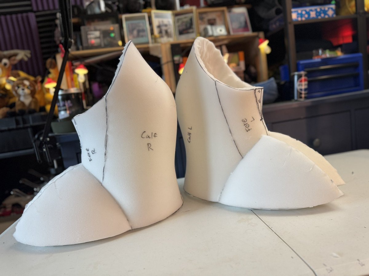 Silque: Deer Smell tweet media