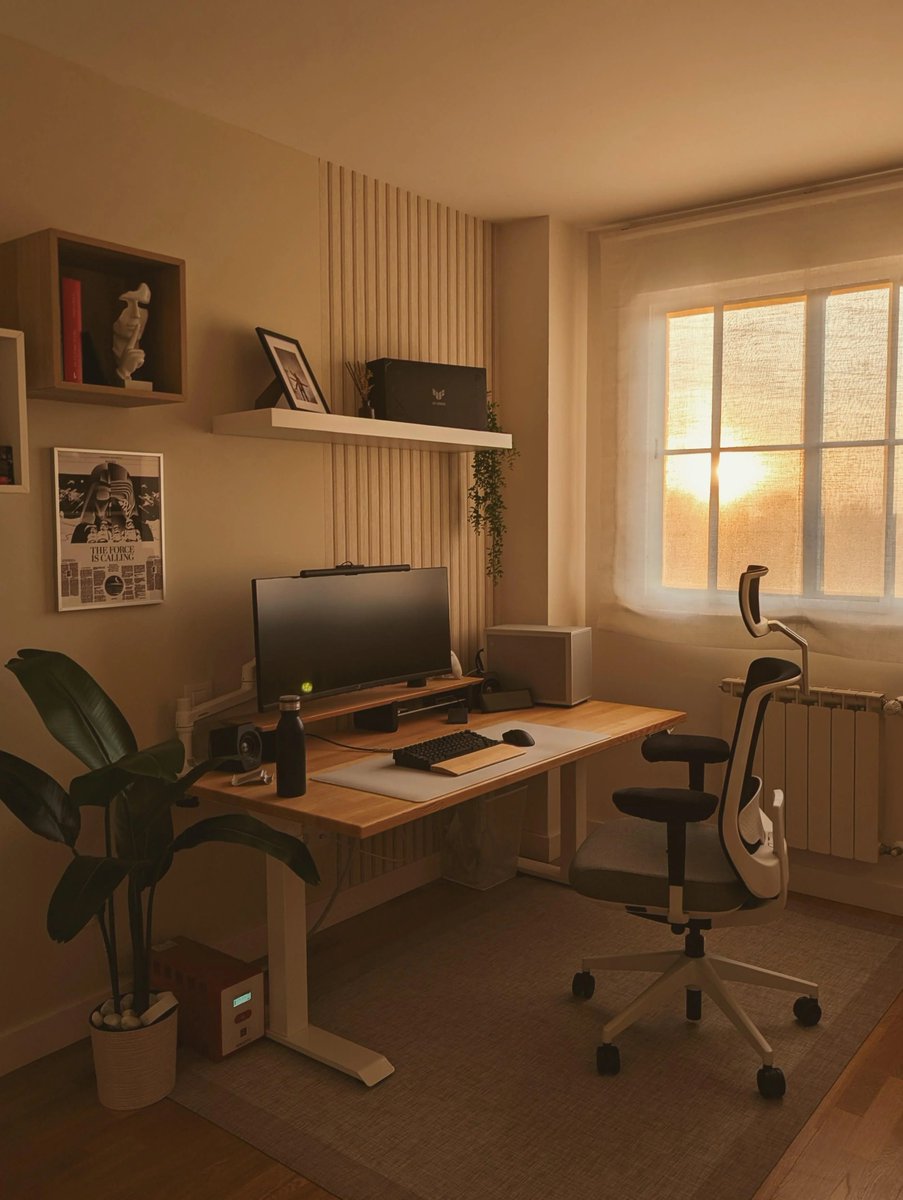 exzacklyright's tweet photo. 🖥️ Daily PC/Office Setup of the Day! 🎮
#pcmasterrace #desksetup #techsetup #gamingrig #pcbuild #computerhardware #gamerlife #pcgamer #battlestationsetup #battlestation #battlestations https://t.co/qA3hMRKYRC