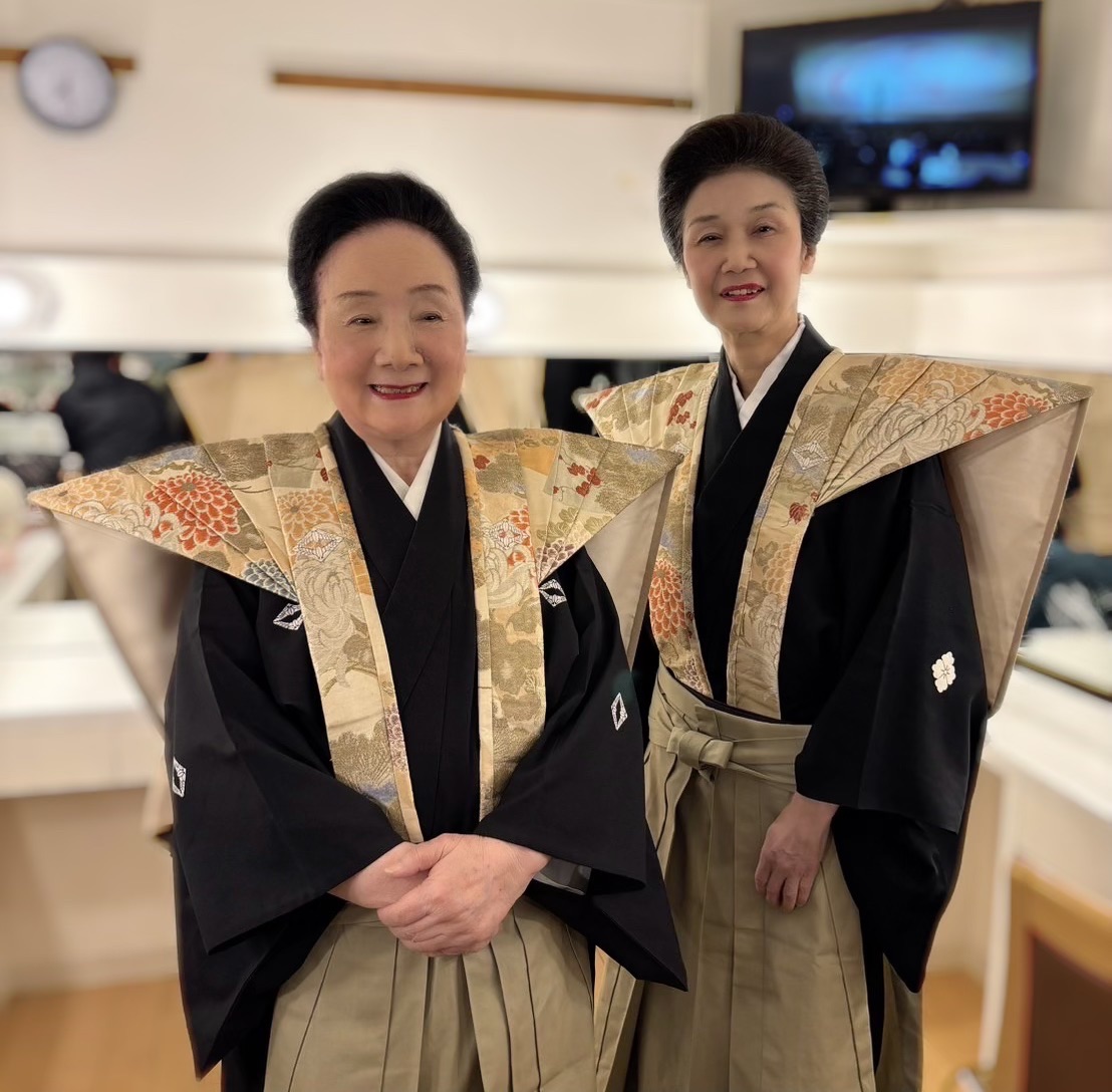 gidayukyoukai's tweet photo. 3月7日江戸東京伝統芸能祭『第55回 邦楽演奏会』@三越劇場
たくさんのお客様にご来場いただき、誠にありがとうございました。
第一部では若手六名による熱のこもった演奏を、
第二部では協会を代表するお二人が充実した舞台をお届けいたしました。 https://t.co/6BzBqfD5ps