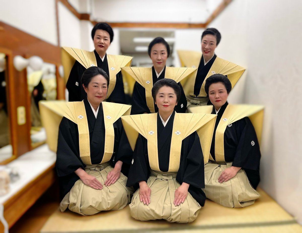 gidayukyoukai's tweet photo. 3月7日江戸東京伝統芸能祭『第55回 邦楽演奏会』@三越劇場
たくさんのお客様にご来場いただき、誠にありがとうございました。
第一部では若手六名による熱のこもった演奏を、
第二部では協会を代表するお二人が充実した舞台をお届けいたしました。 https://t.co/6BzBqfD5ps