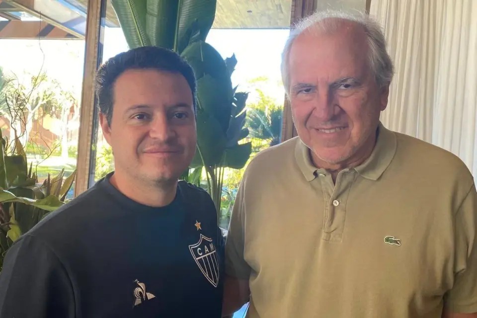 mariodecastr's tweet photo. Lembrando aos comunicadores

Se for criticar o Galo, vamos começar a postar a FOTO dos donos https://t.co/qAnmqQspv1